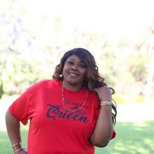 Meet your Posher, Loretta